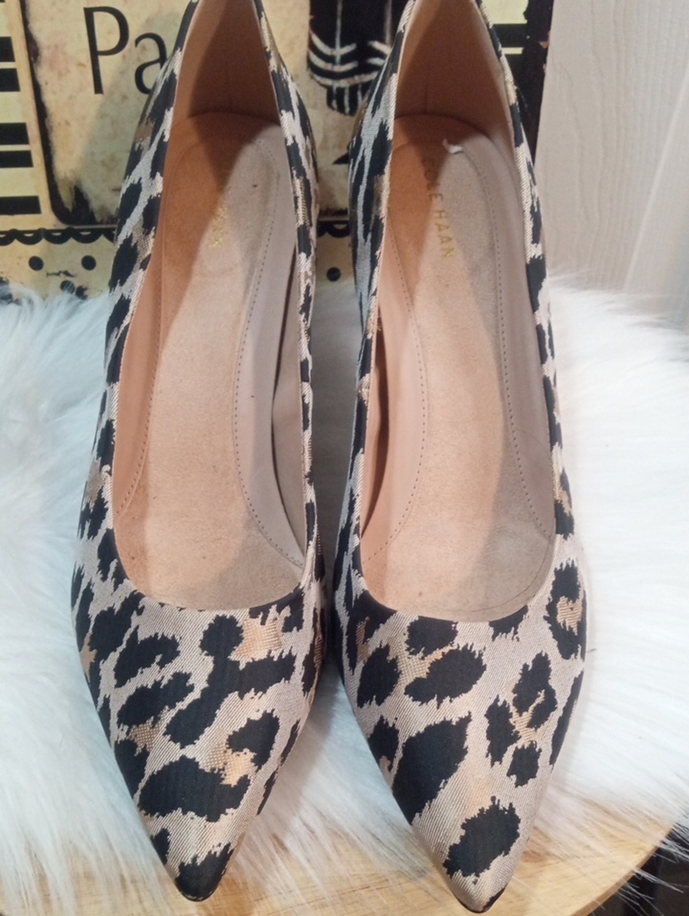 COLE HAAN  THE GO TO PARK PUMP - Picture 3 of 11